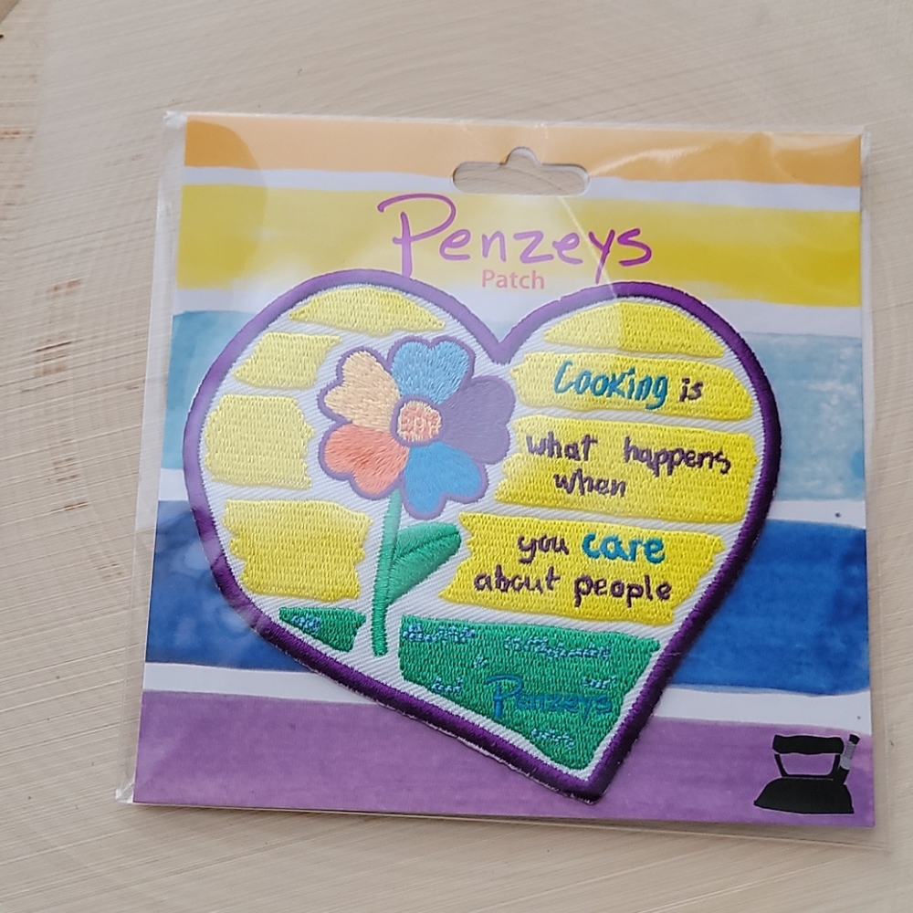 Penzeys Iron-on Patch - Heart